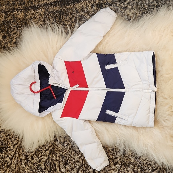 Tommy Hilfiger puffer jacket - Picture 1 of 6